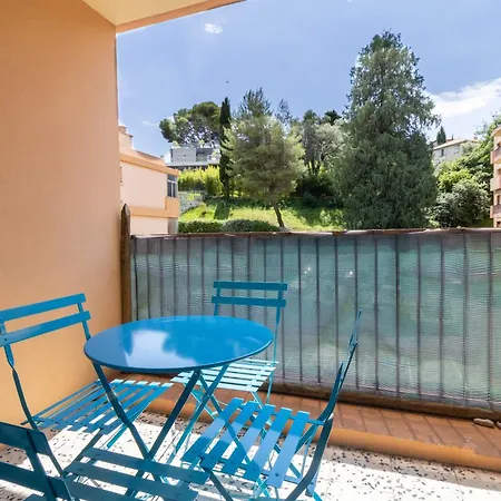 公寓 Mimosas 罗克布吕讷-卡普马丹